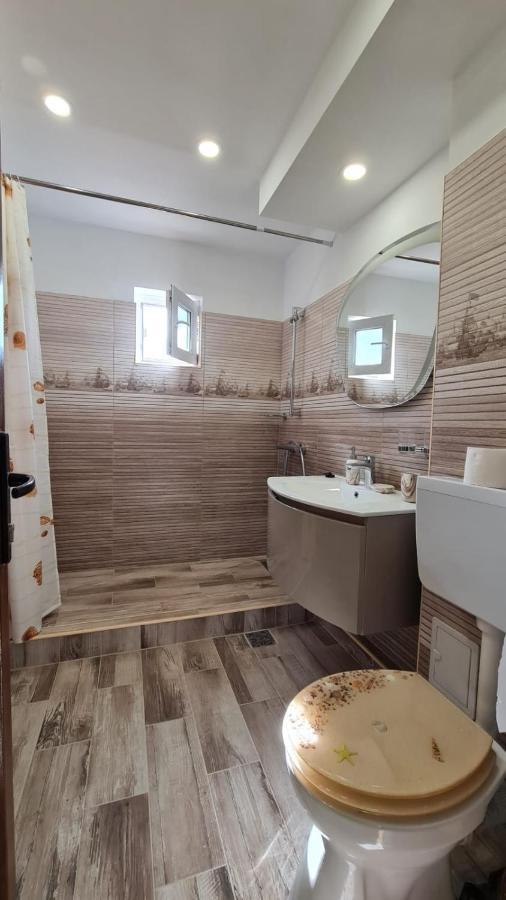 Iulia Sulina Deluxe Apartment Ngoại thất bức ảnh