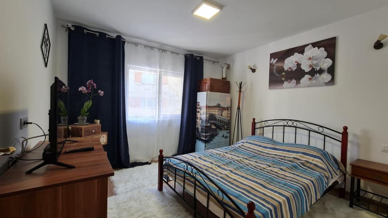 Iulia Sulina Deluxe Apartment Ngoại thất bức ảnh